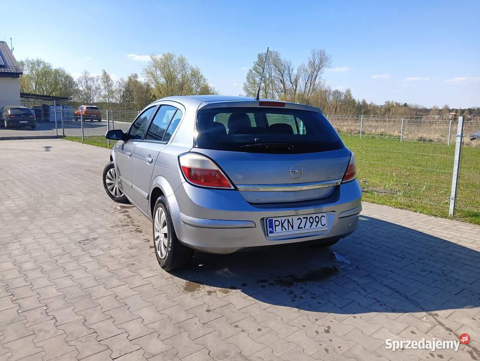 Opel Astra 17 Rok produkcji 2004 sprzedam