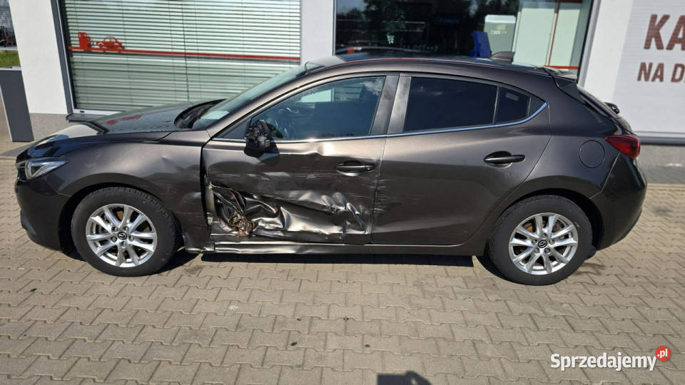 Mazda 3 1 rej 2015 Salon Jeżdżąca Uszkodzony bok Karczew