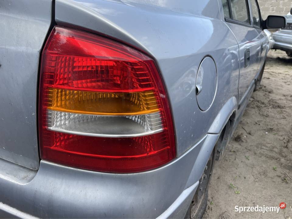LAMPA PRAWA TYŁ OPEL ASTRA II G 5d HB osobowe Zambrów sprzedam