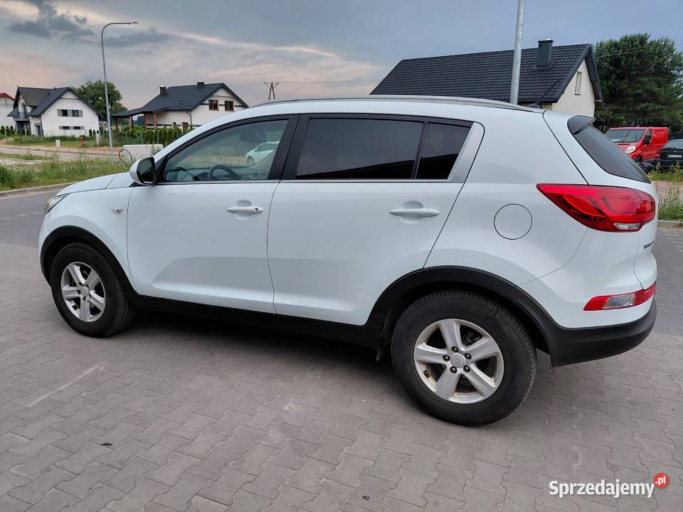 Piękna Kia sportage 16 GDI benzyna mały przebieg sprzedam