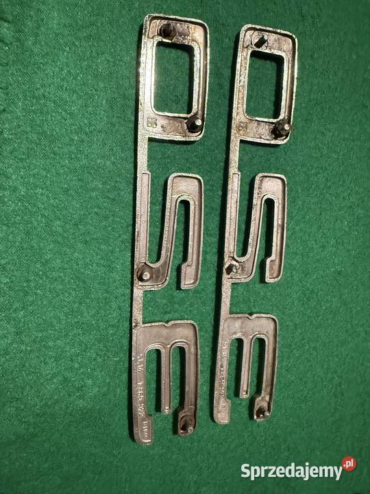 BMW emblemat napis 320 ori 1869972 Mszana