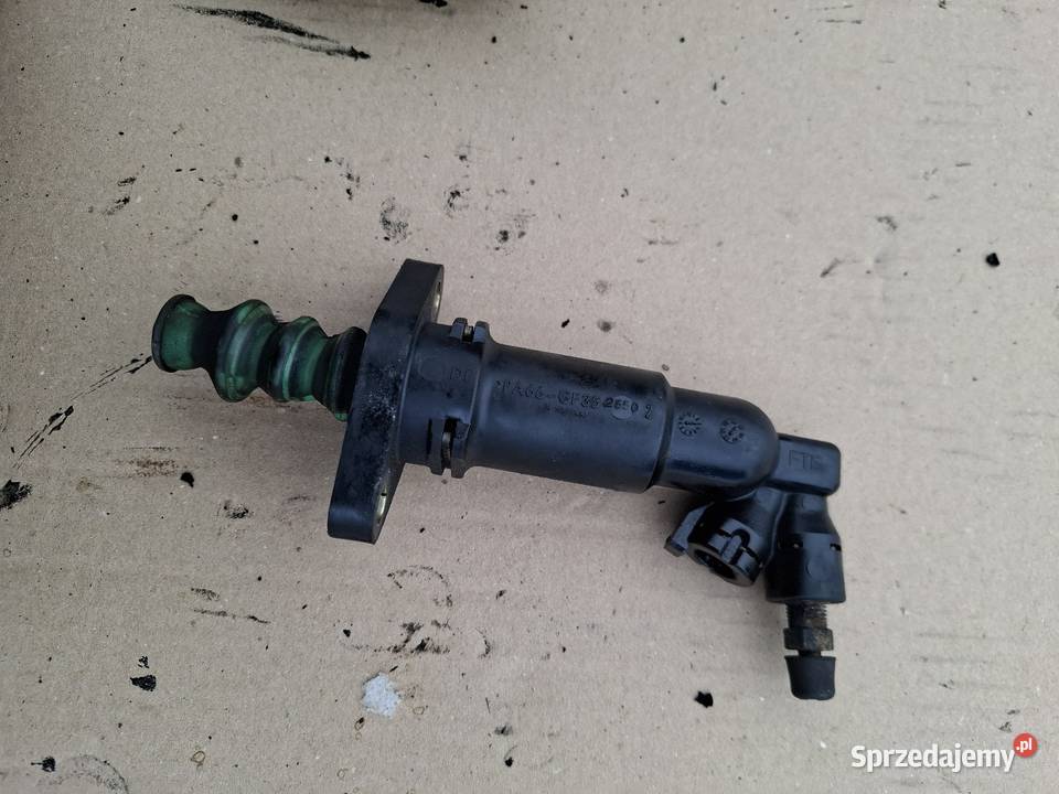 Wysprzęglik siłownik A3 8L Golf IV Bora Toledo Przyborów sprzedam