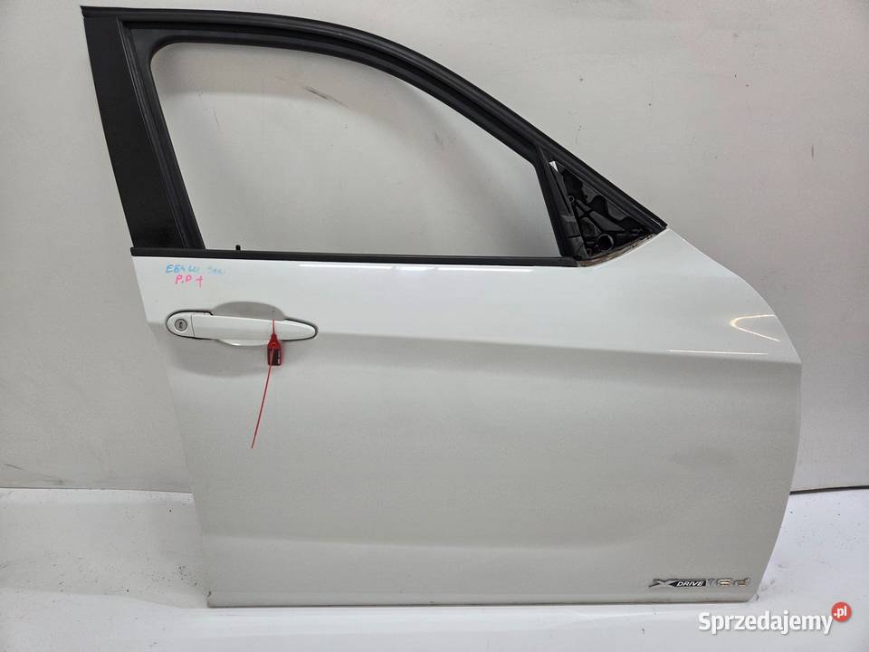 DRZWI PRAWE PRZEDNIE BMW X1 E84 300 PRZÓD Drzwi Strzyżewice