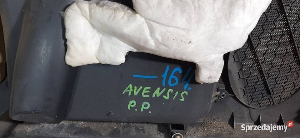 Boczek tapicerka prawy przód Toyota Avensis T27 Drzwi Włoszczowa