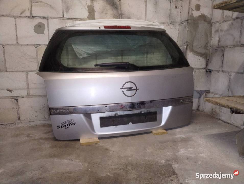 Tylna klapa Opel Astra H kombi