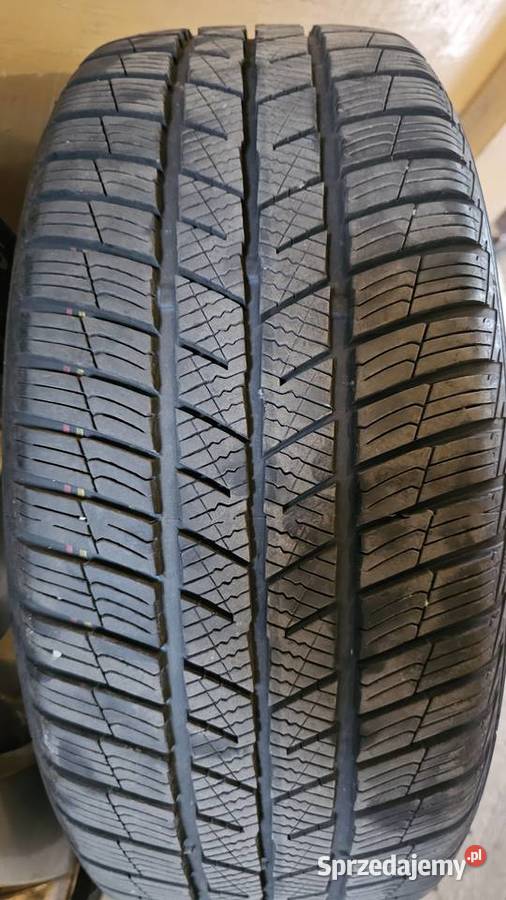 Komplet kół z BMW 5 E60 E61 22550R17 Barum