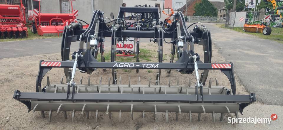 Głęboszpług dłutowy GSH XL 3m Agrotom bezorkowy wielkopolskie