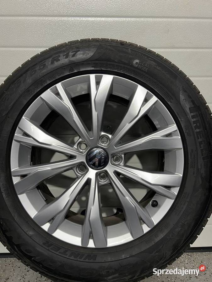 Oryginalne koła zimowe FELGI 17 VW Tiguan II sprzedam