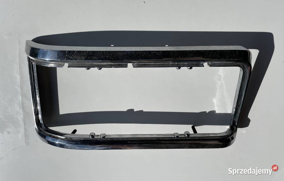 Mercedes Benz ramka chrom lampy tył seria I Poznań