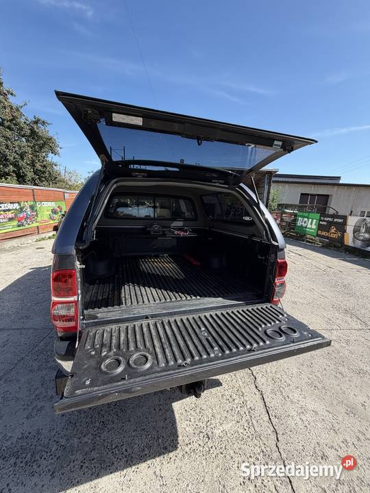 TOYOTA HILUX 4x4 Mogielnica