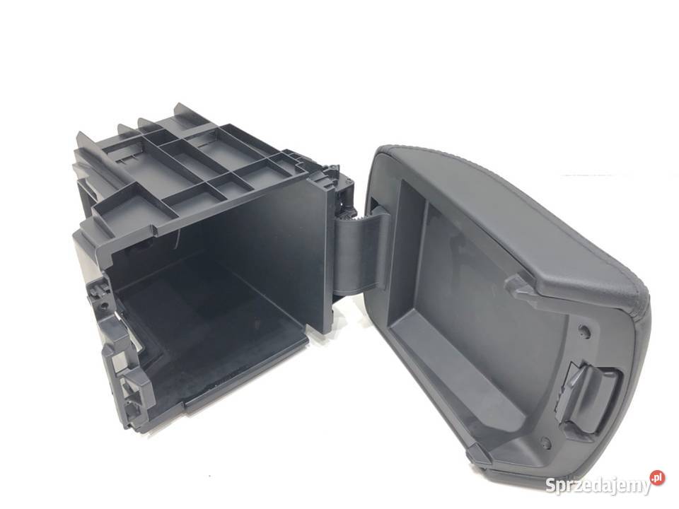 PODŁOKIETNIK MAZDA 3 BM Hatchback BADE64441 osobowe sprzedam