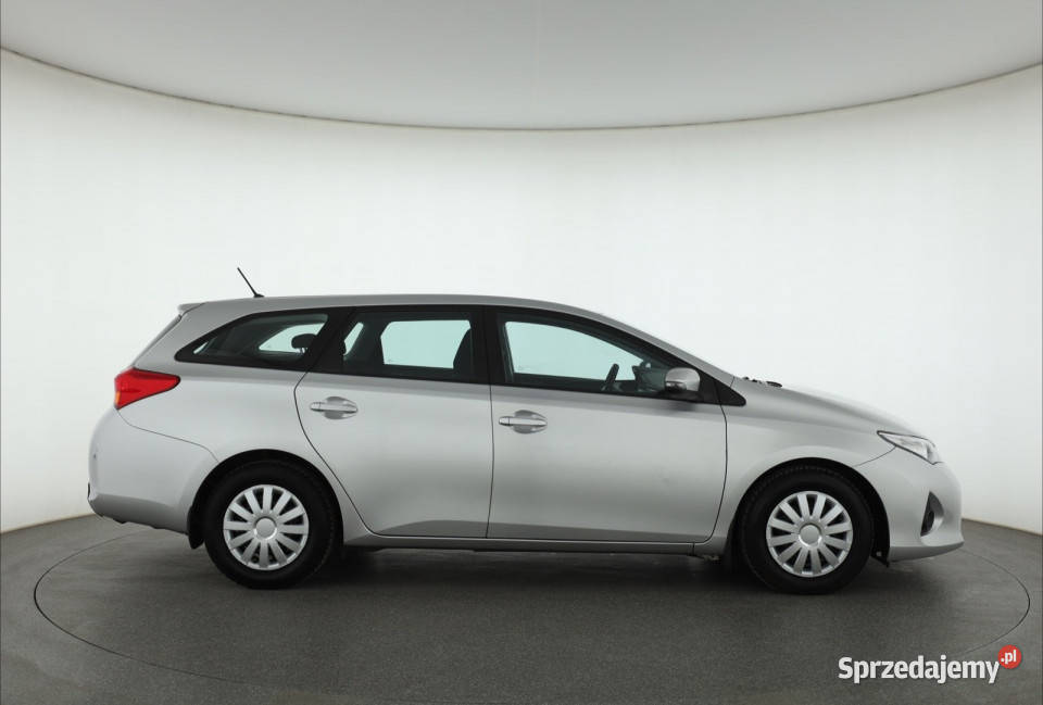 Toyota Auris 13 Dual VVTi srebrny Piaseczno sprzedam