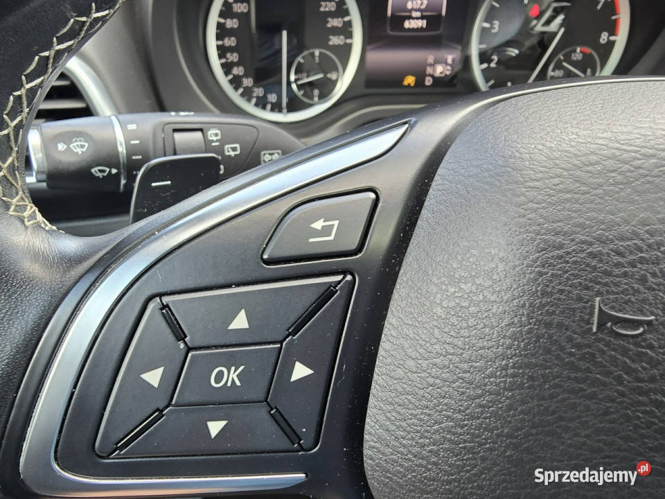 Infiniti QX30 Bezwypoadkowy 100 oryginał pełny QX30 Ustroń