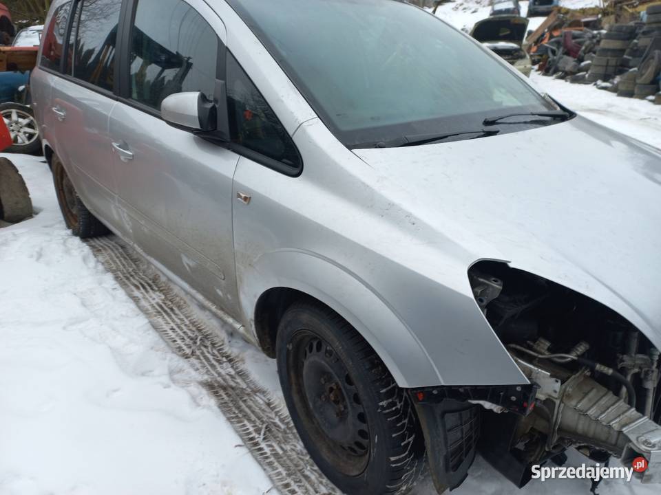 Klapa lampy zderzak drzwi lusterko deska maska małopolskie sprzedam