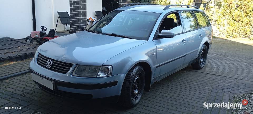 Volkswagen Passat 19 TDi 110 Webasto Klimatronik niebieski Wałdowo Szlacheckie
