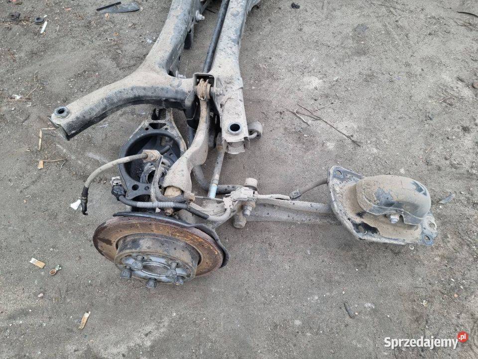 BELKA SANKI TYŁ TOYOTA COROLLA E21 Lipno sprzedam