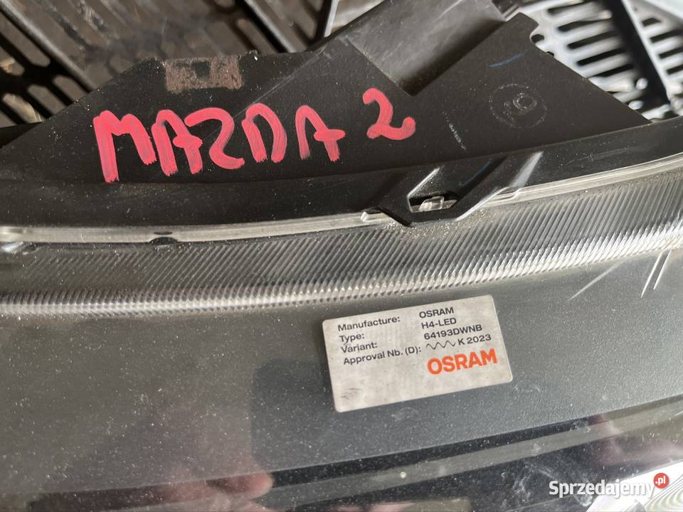 Lampa przednia lewa Mazda 2 DJ osobowe Chodów