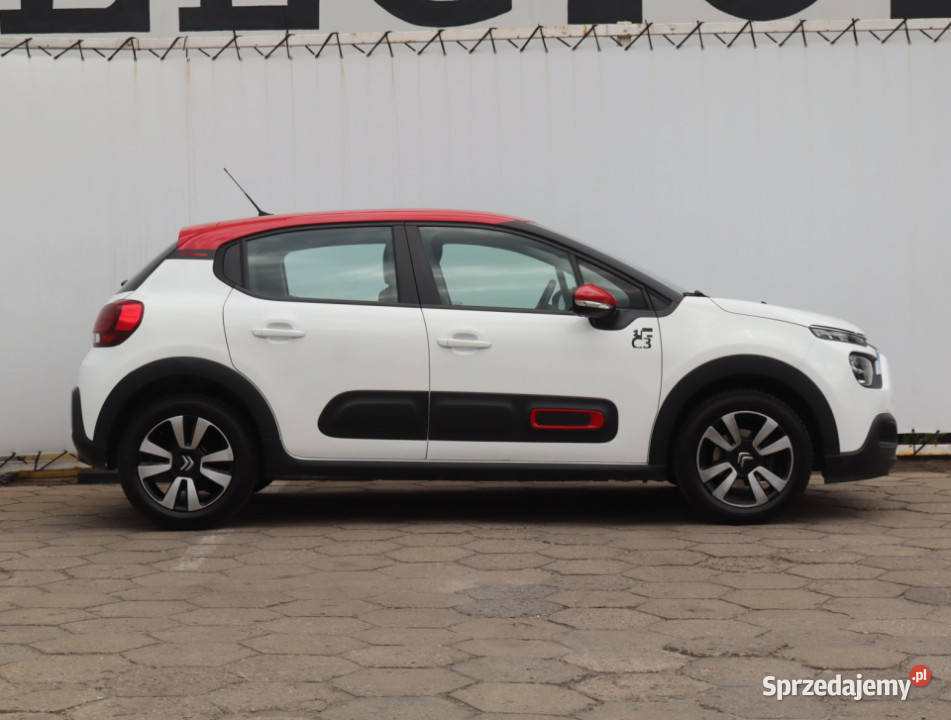 Citroen C3 12 PureTech światła LED C3 Łódź
