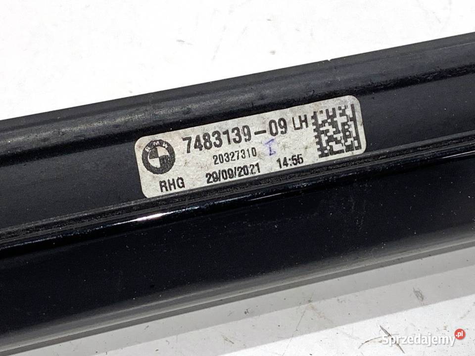 LISTWA ZGARNIAJĄCA TYŁ LEWY BMW F44