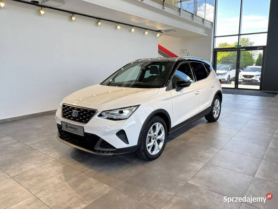 Seat Arona FR 10TSI 110 M6 20222023 r salon fa Myślenice sprzedam