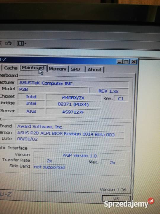 Komputer retro Asus P2B Pentium III 600 GHz k Liczba rdzeni procesora 1 Pozostałe Świebodzin