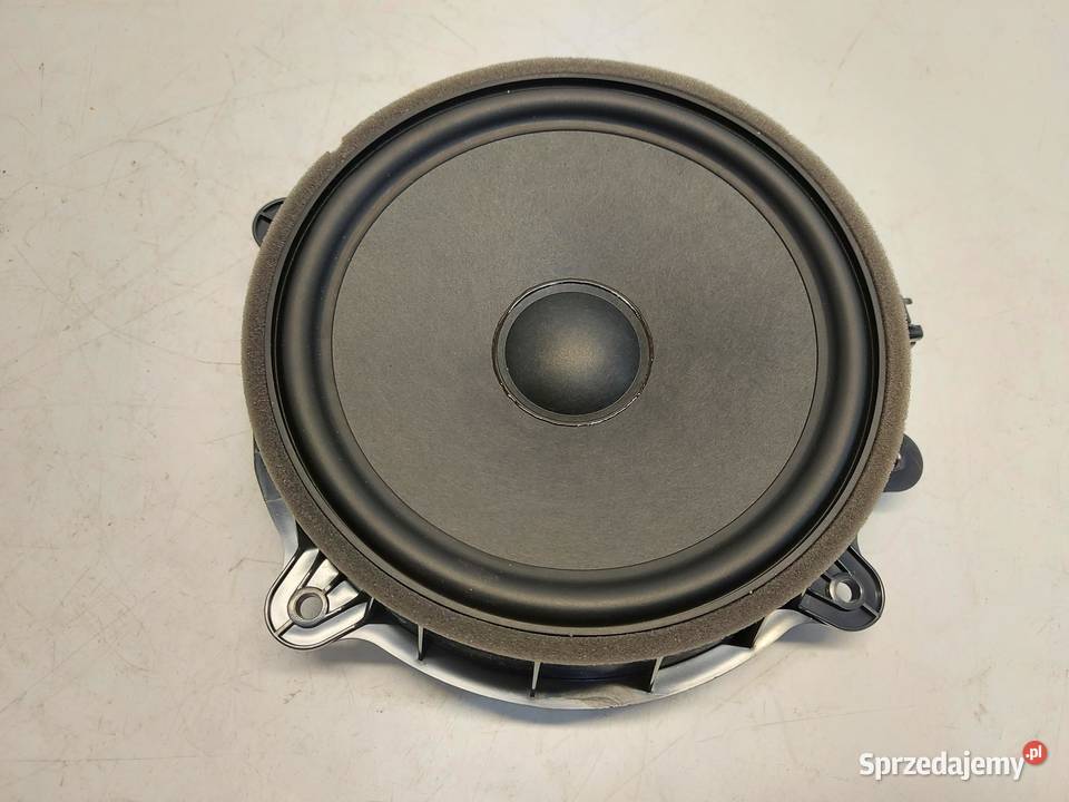 TESLA MODEL Y 2024r WZMACNIACZ GŁOŚNIKI ZESTAW sprzedam