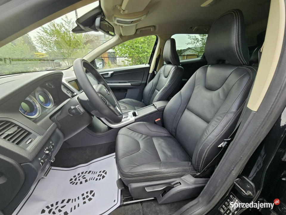 Volvo XC 60 RDesign Ładne i Zadbane GWARANCJI I isofix Opoczno
