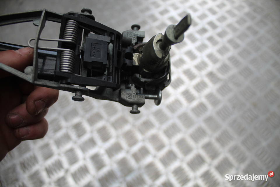 KLAMKA DRZWI LEWY PRZÓD L041 VW GOLF V 1K0837885