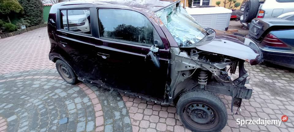 Daihatsu materia po wypadku zrejestrowana oplacona