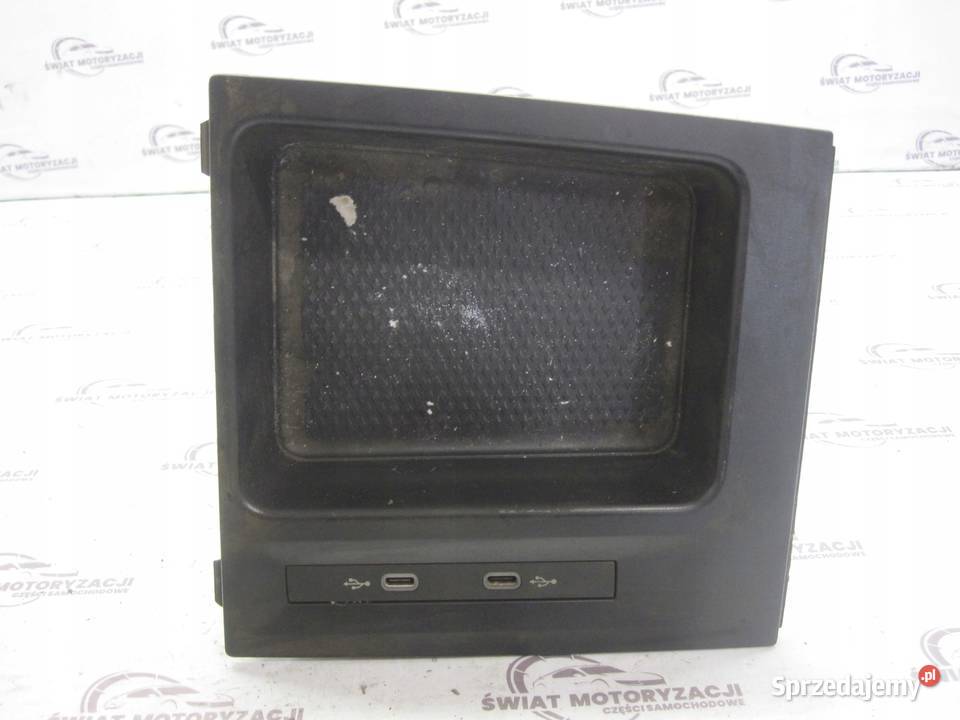 VOLKSWAGEN CADDY IV 22r gniazdo USB 5NA035736