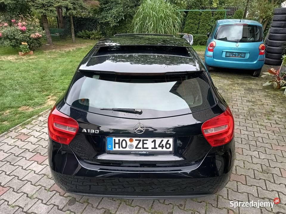 Mercedes A180 czarny Knurów