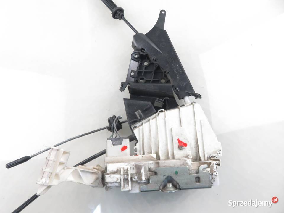 ZAMEK PRAWY PRZEDNI MERCEDESBENZ A W169