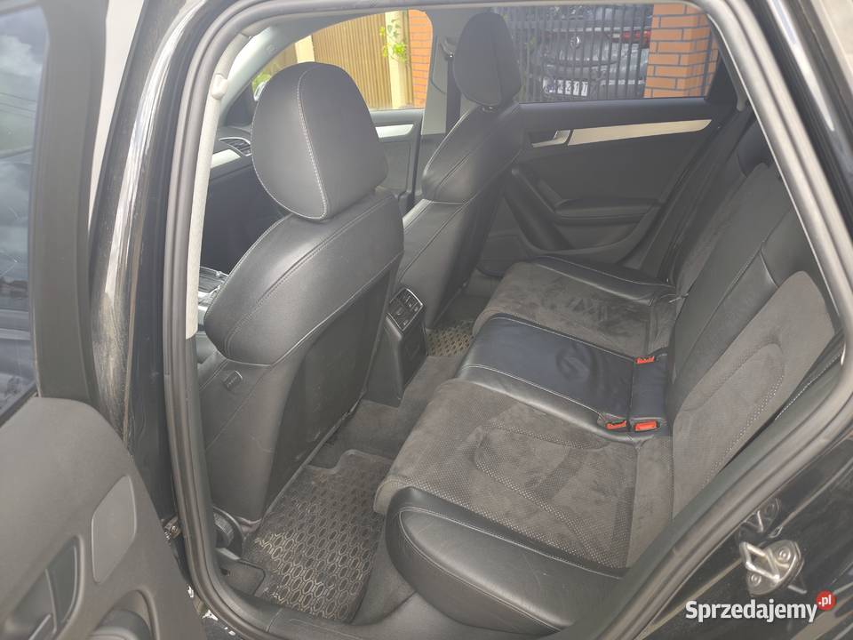 Audi A4 B8 20 TDI 177 SLine Reda