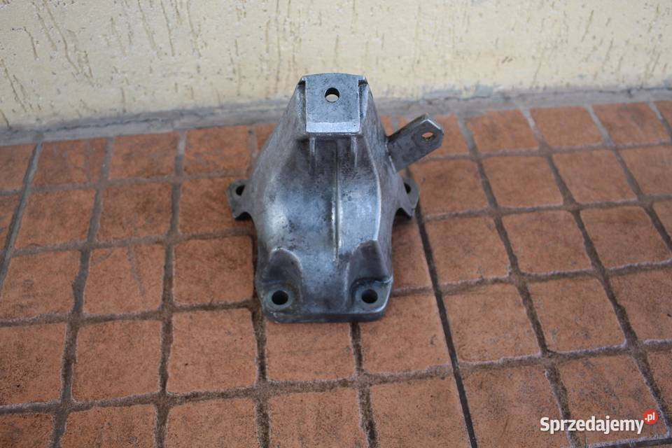 ŁAPA SILNIKA AUDI A4 B6 25 TDI 8E0199308J wielkopolskie