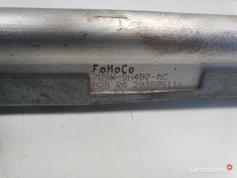 Volvo V70 III S80 II 30 T6 LISTWA WTRYSKOWA