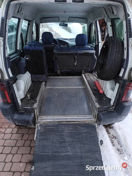 Peugeot Partner2001r 19 D 6 miejsc przewozu małopolskie Chrzanów