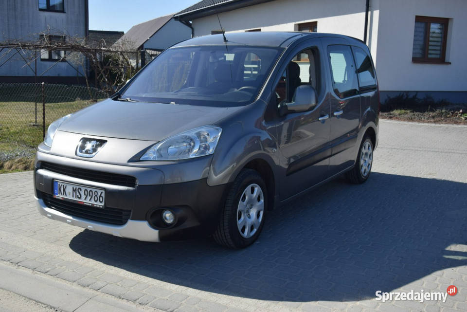 Peugeot Partner 16 HDI Berlingo Klima PDC Majdan Sieniawski