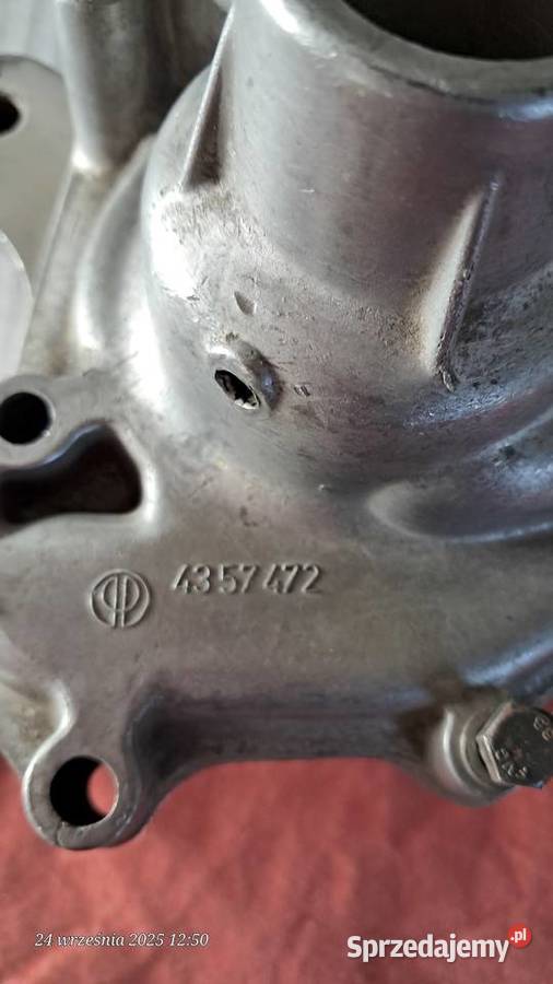 OBUDOWA POMPY WODNEJ FIAT 125P I PCHODNE Pozostałe Kurów sprzedam