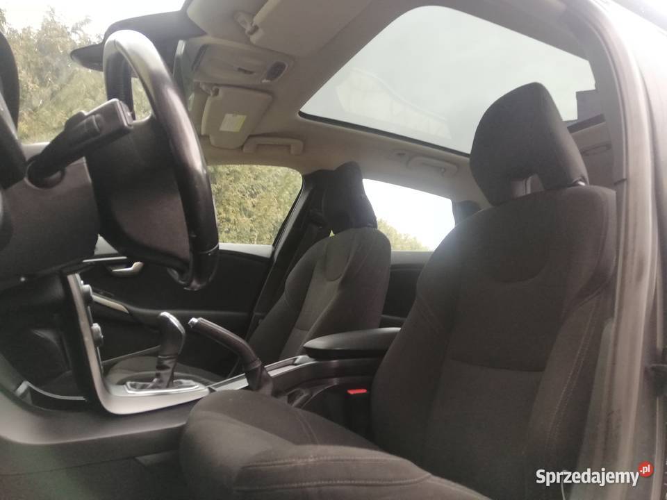 Volvo V40 16benzyna 150 Hak panorama bogata nieuszkodzony wielkopolskie Sompolno