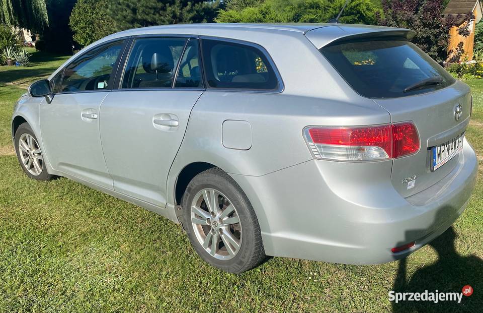 Toyota Avensis salon Polska 297500km Dzierzążnia
