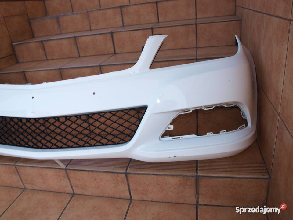 Mercedes C klasa W204 zderzak przód 2011 2014r osobowe Kalisz