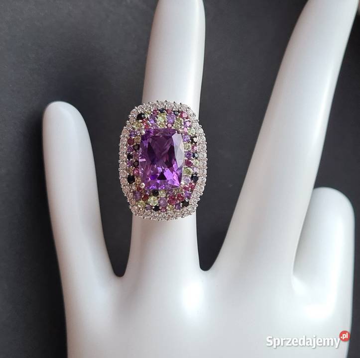 Srebrny pierścionek z kamieniami szlachetnymi mazowieckie Otwock