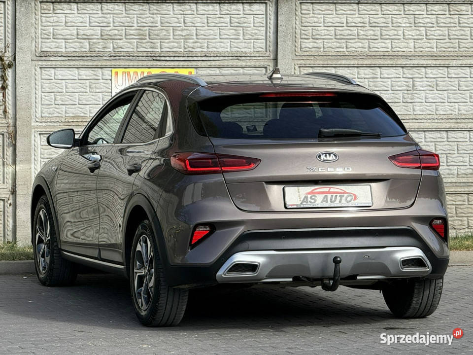 Kia XCeed 10 TGDI Rok produkcji 2021 Węgrów
