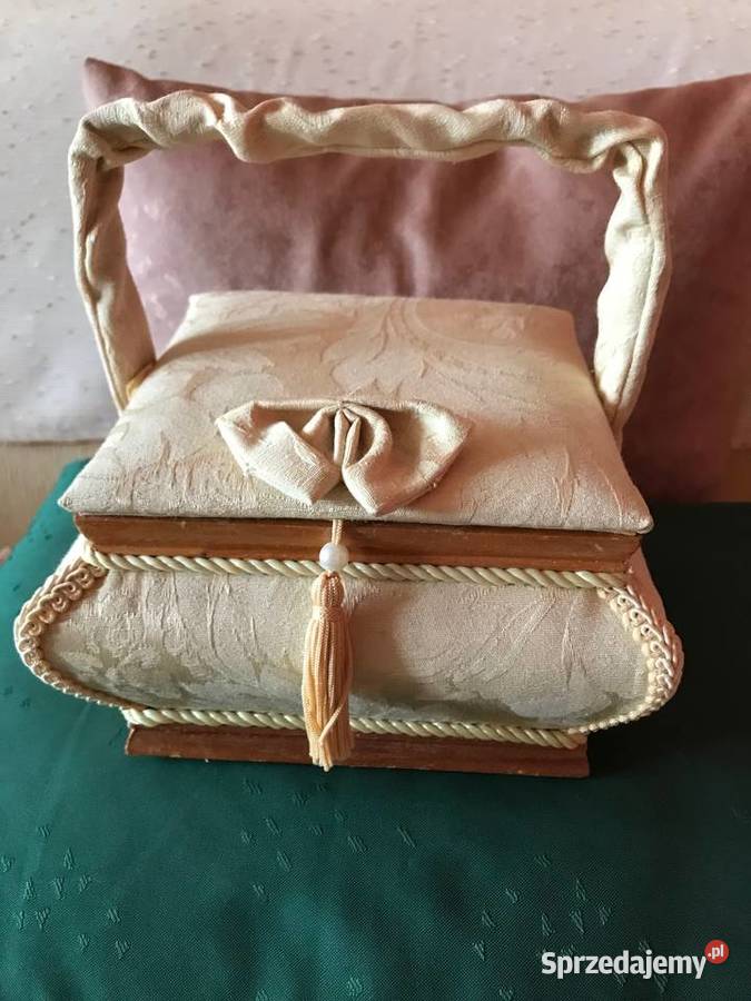 Szkatułka na biżuterię drewniana pokrycie lubuskie Zbąszynek