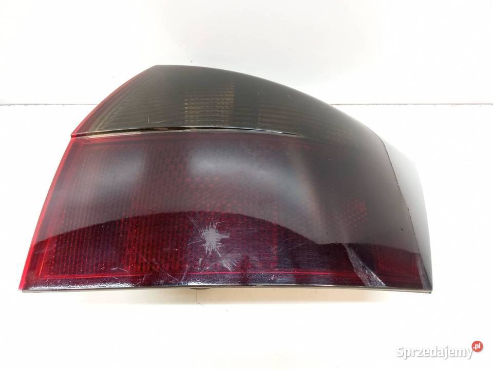 LAMPA TYŁ KOMPLET SEDAN BLACK Audi A4 II Rok produkcji 2002