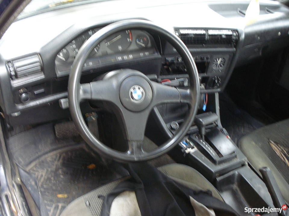 bmw e 30 cala na czesci sedan Rudnica