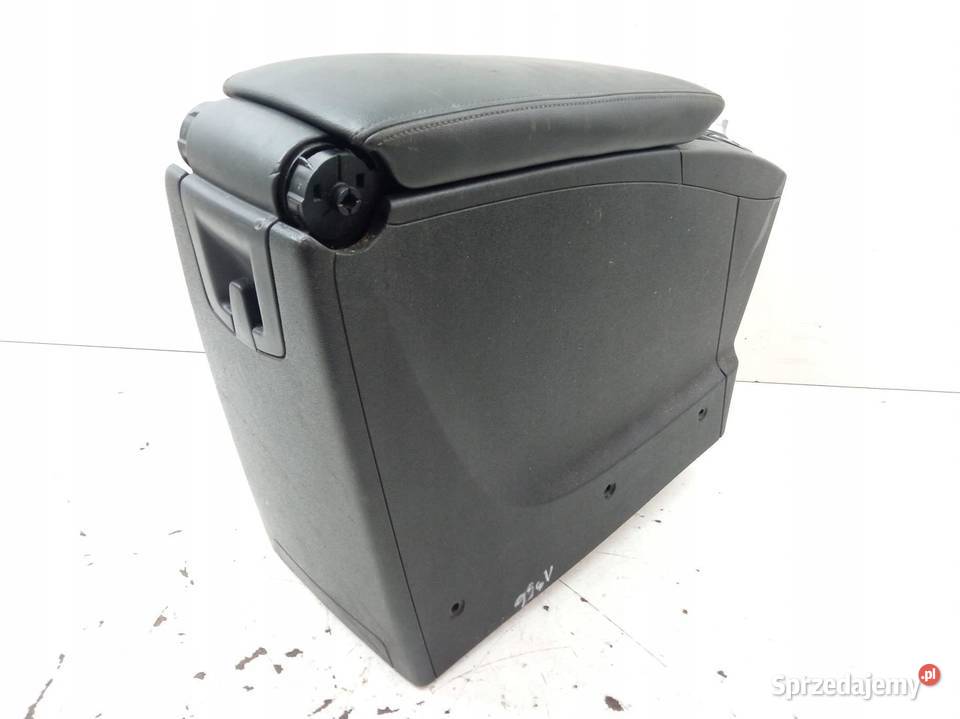 TUNEL ŚRODKOWY PODŁOKIETNIK PRZEŁĄCZNIK Renault Rok produkcji 2012