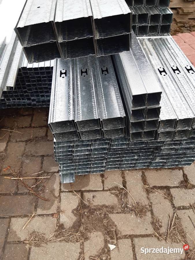 Ksztaltownik przypodlogowy UW 75 gr05mm dł 4m
