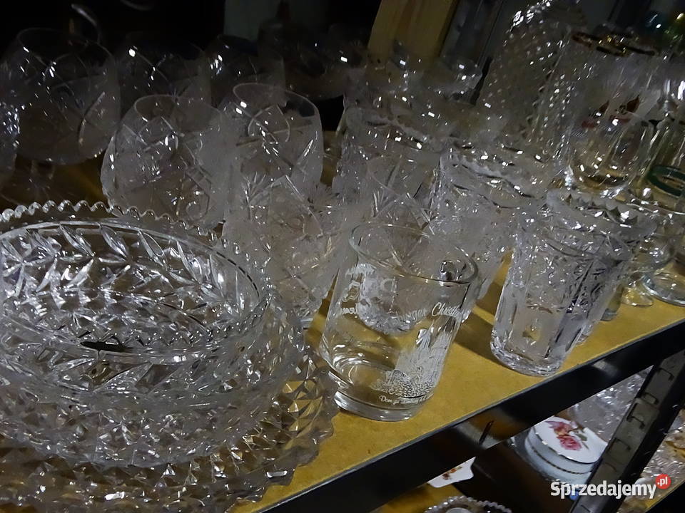 Szklana paterataca o długości 40 sprzedam