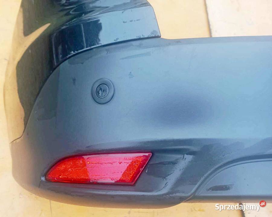 FORD FOCUS MK3 KOMBI ZDERZAK TYŁ TYŁNY Radom